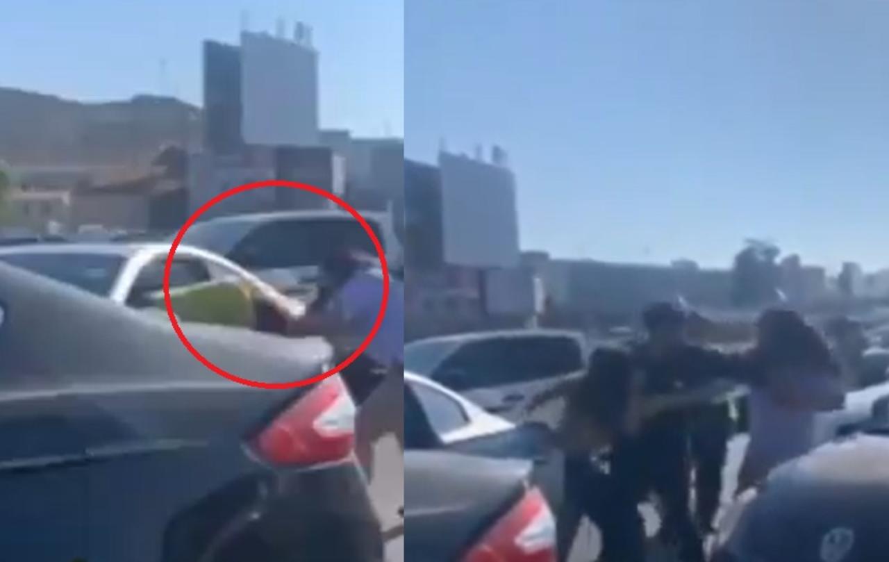Una de las involucradas sacó a la otra mujer de su vehículo jalándola del cabello (CAPTURA)  
