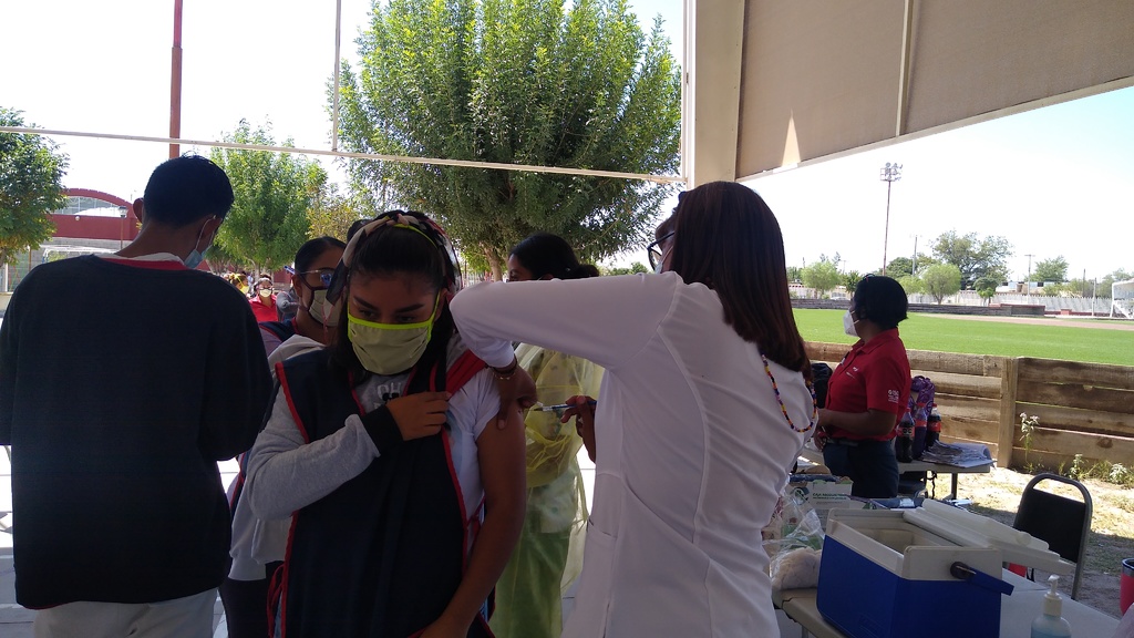 Al terminar con la vacunación anti-COVID para personas de 18 a 29 años, las brigadas se trasladarán a Sierra Mojada. (EL SIGLO DE TORREÓN)