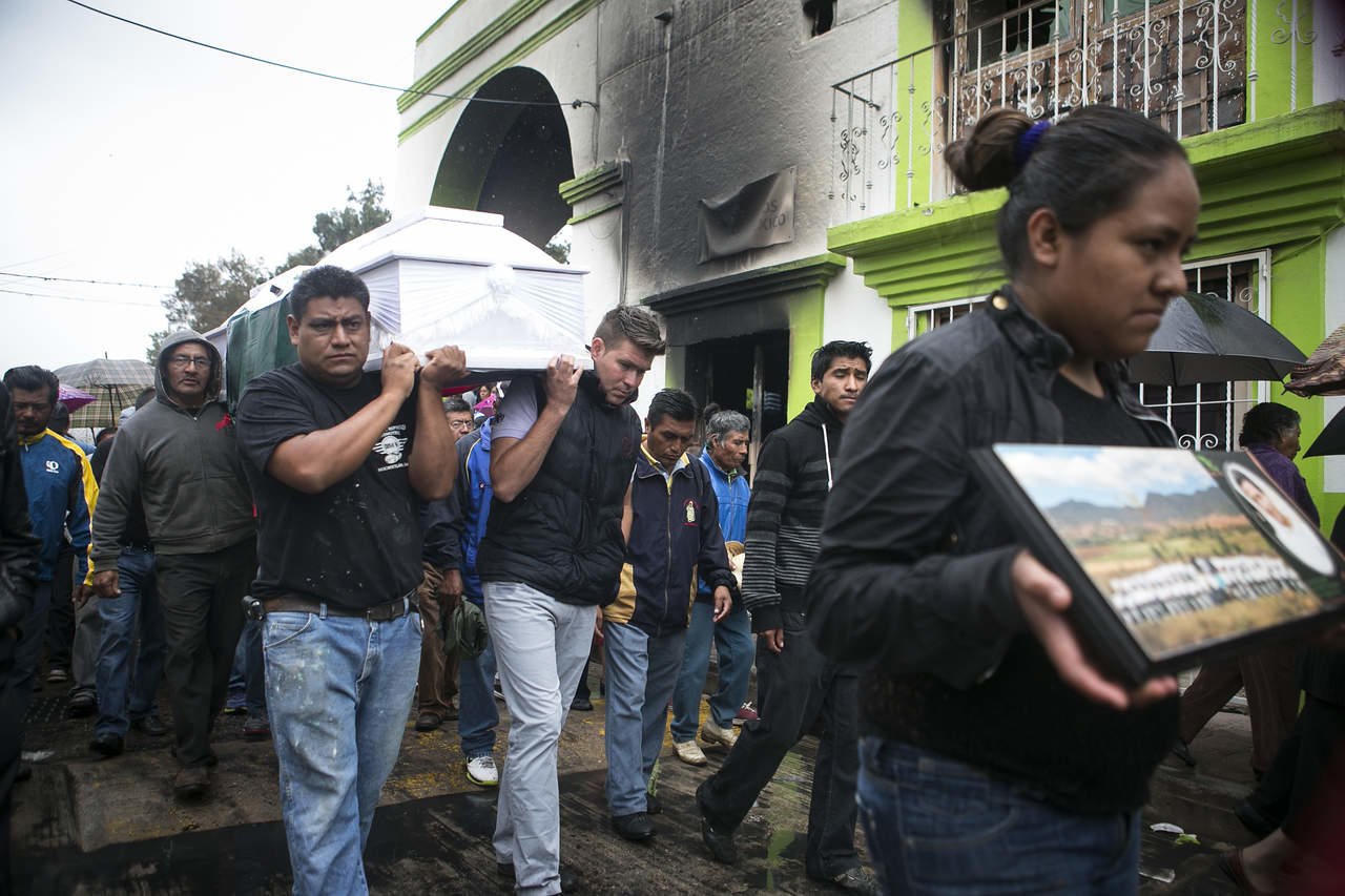 Represión dejó como saldo ocho muertos y más de 100 heridos. (ARCHIVO)