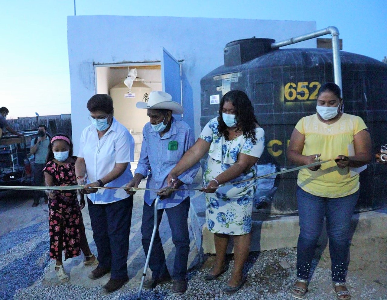 Habitantes de localidades alejadas de San Pedro por fin tienen agua potable