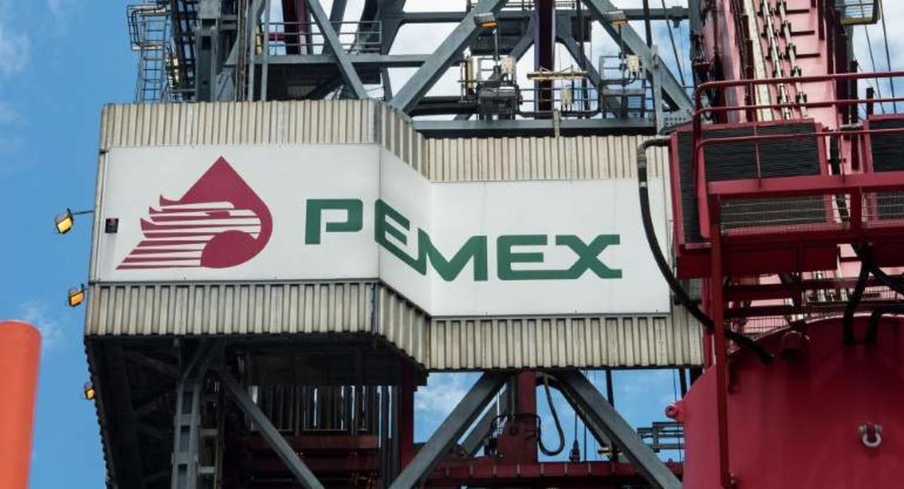 Pemex está a punto de perder 50% de su presencia como la 'gasolinera de México'. (ARCHIVO)