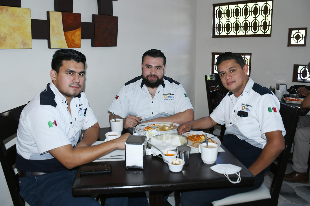 Carlos, Enrique y Daniel Lara (EL SIGLO DE TORREÓN / FERNANDO COMPEÁN)