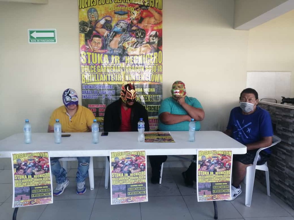 Promotor y luchadores dieron a conocer los detalles de este acontecimiento deportivo en 'La Catedral de la lucha lagunera'.
