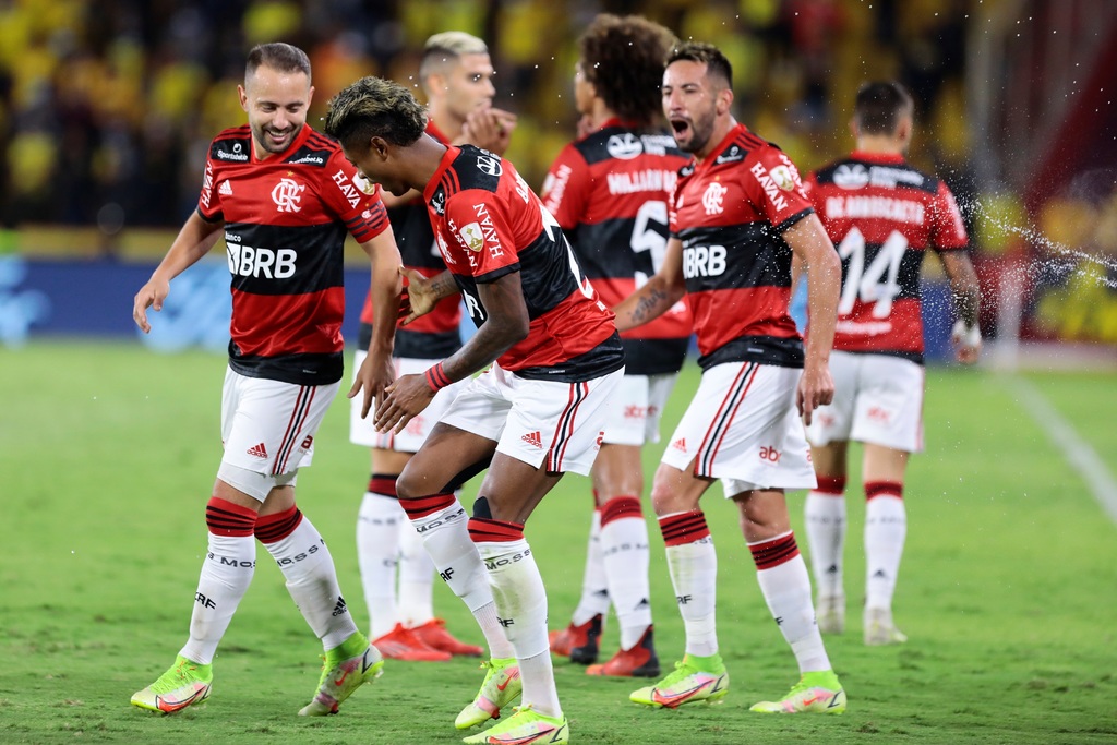 Flamengo se impuso como visitante 2-0 al Barcelona de Guayaquil para meterse a la final de la Libertadores con un global de 4-0.