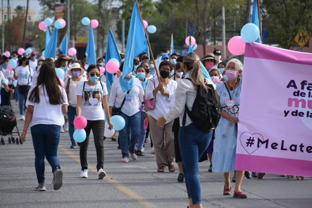 La manifestación, que contó con alrededor de 200 mujeres, se pronunció por apoyar la consciencia objetora de los médicos, de buscar alternativas legales para que las autoridades gubernamentales no los obliguen a realizar abortos.