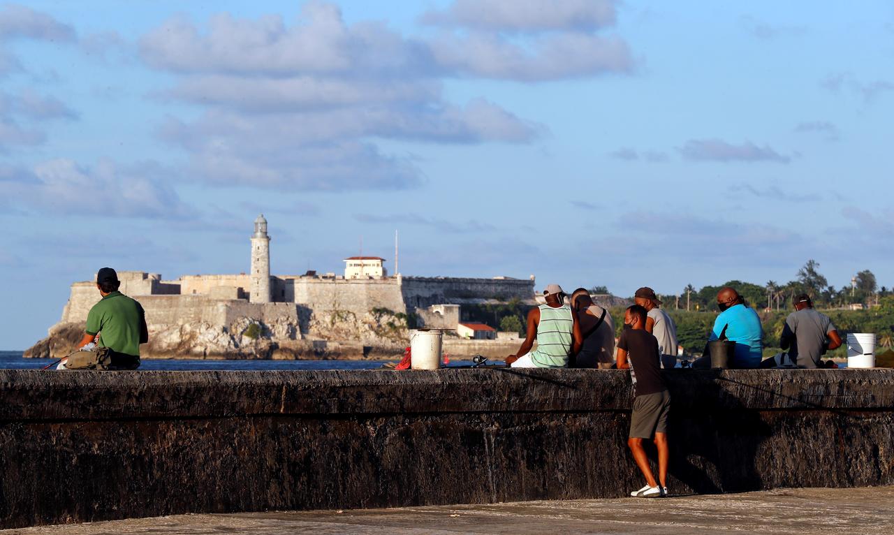 Un reporte de expertos de meteorología de Cuba indicó que este lunes comenzará a llegar al oriente cubano una nube de polvo del Sahara mezclada con azufre procedente de la erupción volcánica de las Islas Canarias. (ARCHIVO) 