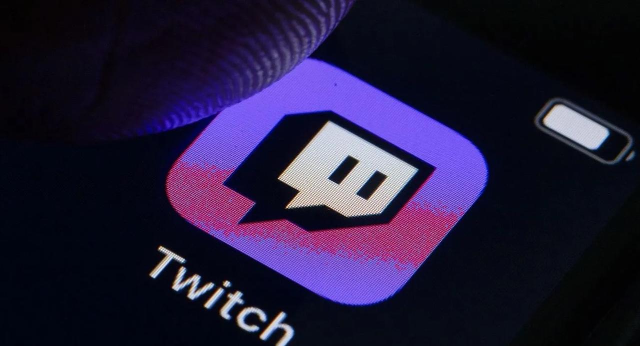 A través de la plataforma de 4Chan, el 'hacker' que se adjudica el hackeo contra Twitch, dijo que lo hizo para 'fomentar más interrupciones y competencia en el espacio de transmisión de video en línea' (ESPECIAL) 