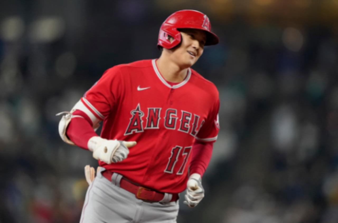 El japonés Shohei Ohtani, de los Angelinos de Los Ángeles, fue seleccionado hoy como el Jugador del Año en las Grandes Ligas por la revista especializada Baseball Digest y eBay.
