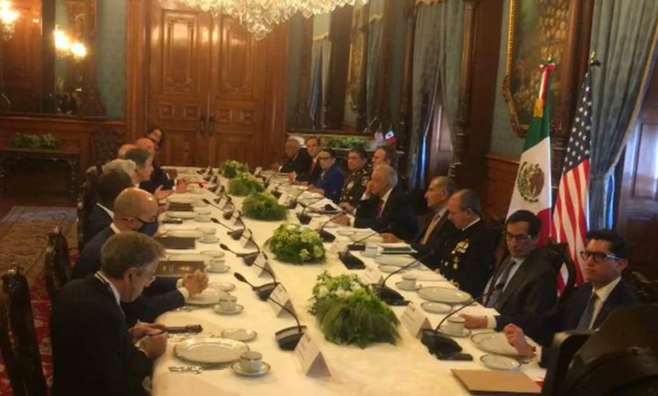 La delegación estadounidense está encabezada por el secretario de Estado de los Estados Unidos, Antony Blinken, y donde también asisten el secretario de Seguridad Nacional, Alejandro Mayorkas, y el fiscal general, Merrick Garland. (ESPECIAL)