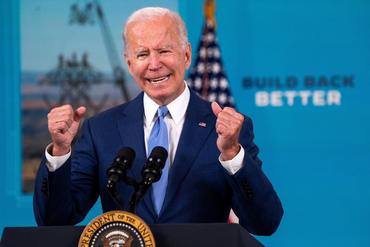 El presidente de EUA, Joe Biden, celebró este viernes el acuerdo alcanzado sobre un nuevo marco fiscal global para las multinacionales que incluye un impuesto de sociedades mínimo del 15 %, al asegurar que es una victoria para los trabajadores estadounidenses. (EFE) 

 