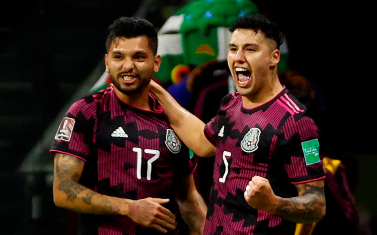 La Selección Mexicana disputará su sexto partido del octagonal de la Concacaf el próximo miércoles ante su similar de El Salvador en una visita complicada al estadio Cuscatlán, en la que tendrá algunas bajas por lesión y también por suspensión. (ARCHIVO)