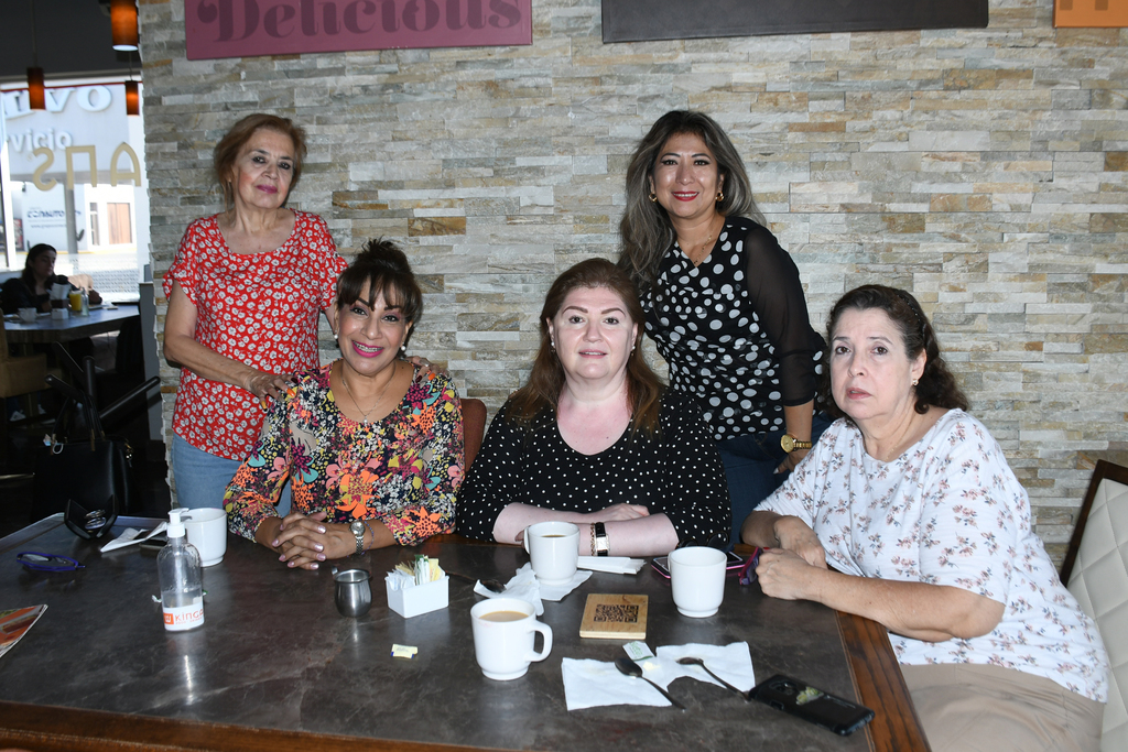 Lucy, Ángeles, Norma, Liliana y Alicia (EL SIGLO DE TORREÓN/FERNANDO COMPEÁN)