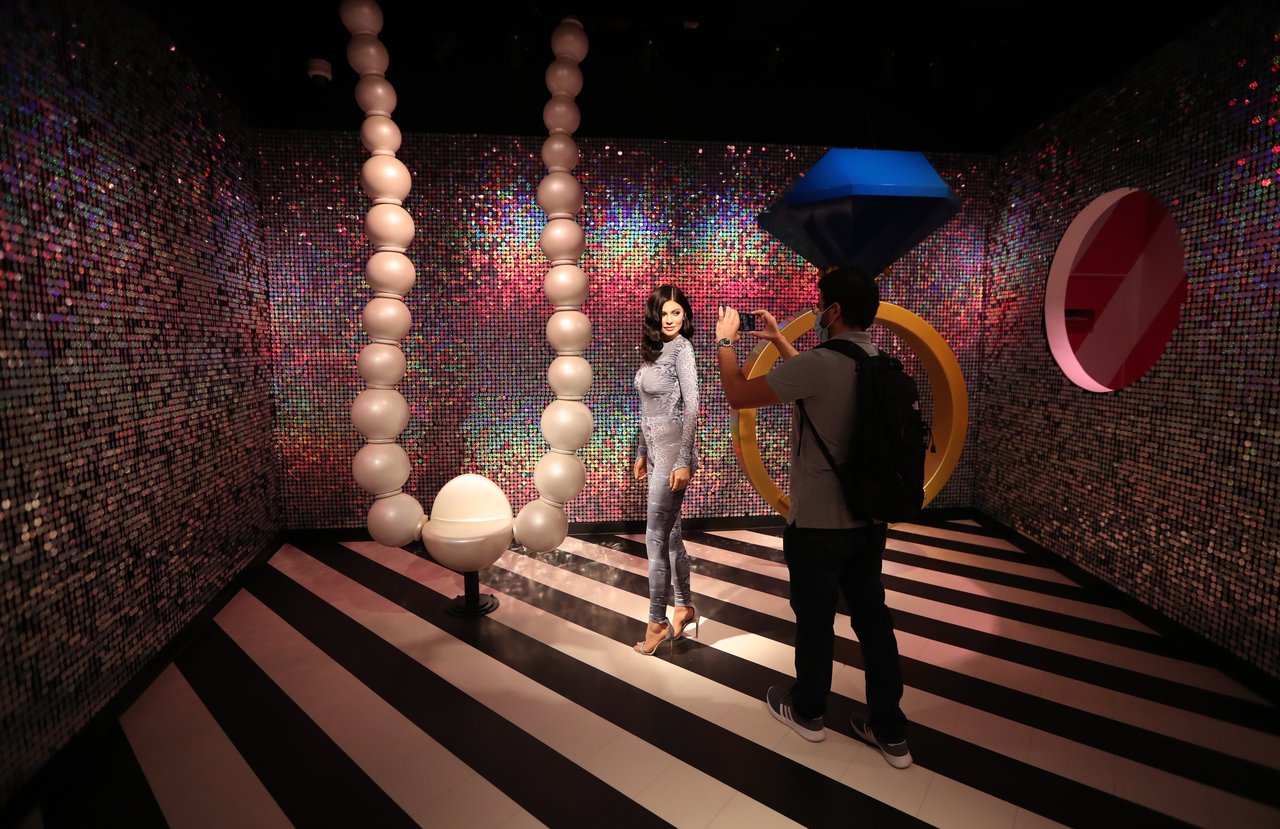 Celebridades reciben a los visitantes del nuevo museo de cera Madame Tussaud de Dubái