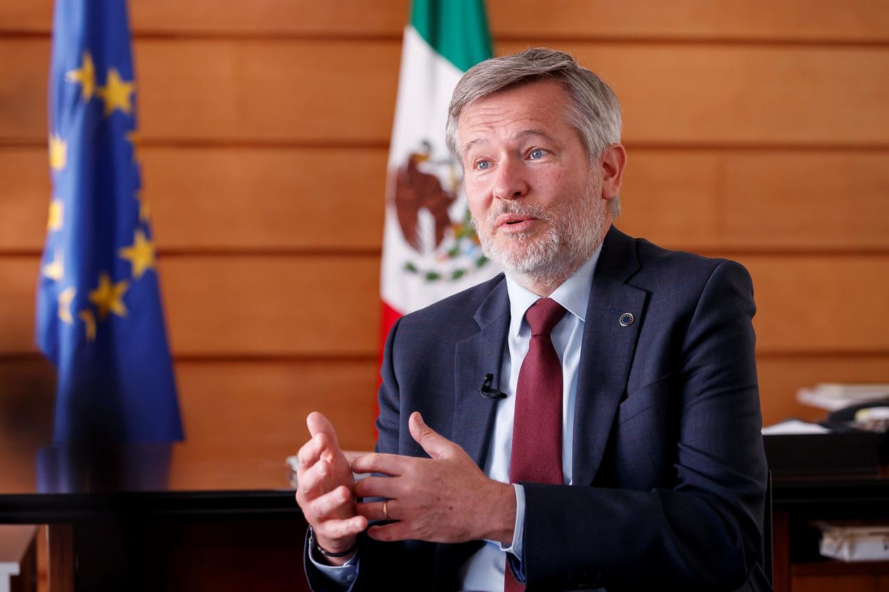La Cámara Española de Comercio en México (Camescom) informó este lunes que se reunió con el nuevo embajador de la Unión Europea (UE) en el país latinoamericano, Gautier Mignot, quien mostró su 'apoyo y compromiso con las empresas' españolas. (ARCHIVO) 
