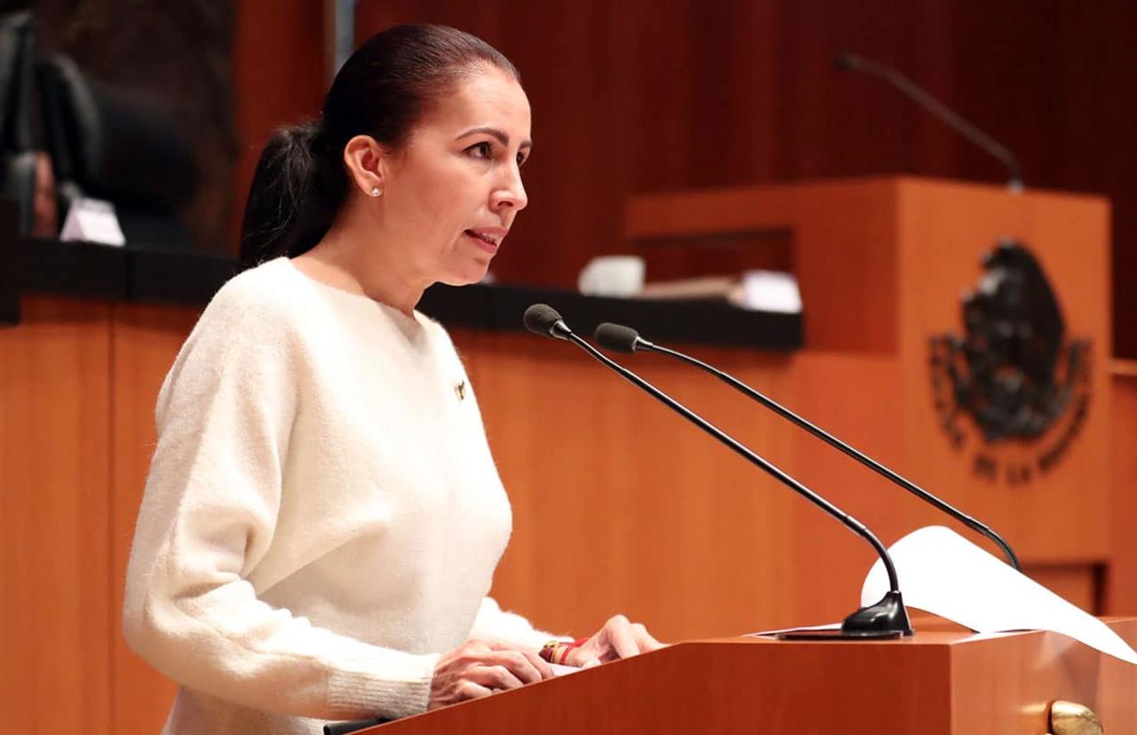 Gricelda Valencia de la Mora, senadora de Morena, solicitó su incorporación al Grupo Parlamentario del Trabajo (PT) para que esa fuerza política cuente con el mínimo de 5 integrantes que marca la ley para mantenerse como bancada en el Senado. (ESPECIAL)
 