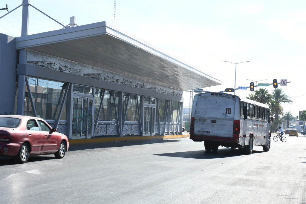 El Sistema Metrobús contempla la infraestructura de siete rutas troncales en toda la región. La actual sobre bulevar Revolución es la Línea 1. Espera gobernador que obra arranque en 2022. (ARCHIVO)