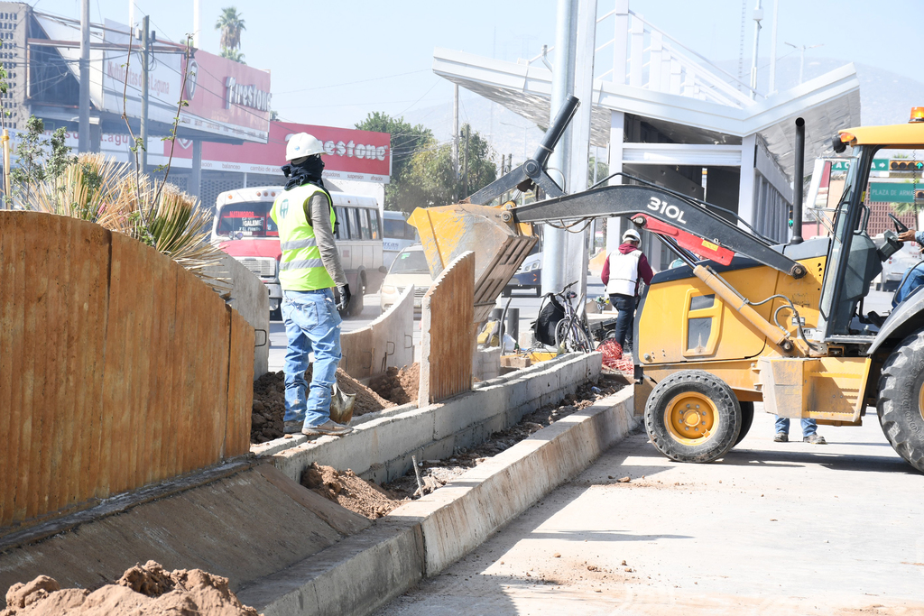 El alcalde Jorge Zermeño declaró que Torreón ha sido víctima de una obra que ha tenido un tiempo extraordinario de duración. (ARCHIVO)
