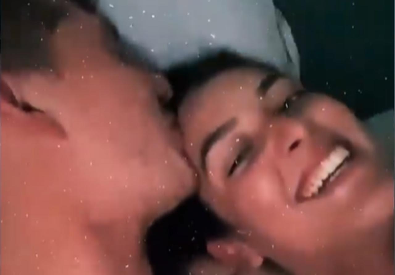 Nerea Godínez, la ex prometida de Octavio Ocaña, compartió una fotografía del féretro de su novio el día de su velorio, acompañado de una frase conmovedora con la que expresa su dolor.  (ESPECIAL) 