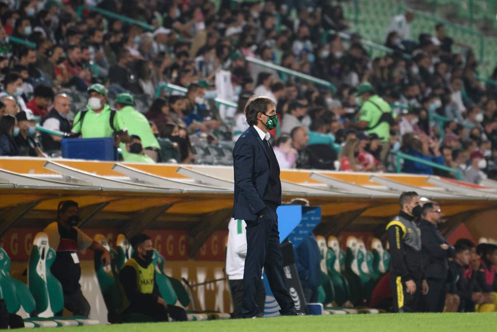 Guillermo Almada lamentó la falta de contundencia de los Guerreros en el empate de ayer frente al San Luis. (ESPECIAL)