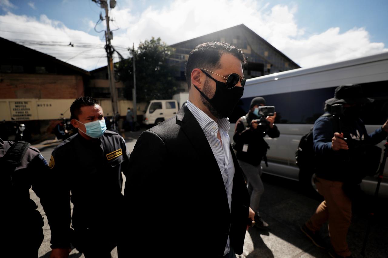 El segundo hijo del expresidente panameño Ricardo Martinelli, detenido en Guatemala, aceptó el lunes ser extraditado a Estados Unidos, donde está acusado junto a su hermano de lavado de dinero. (EFE)
