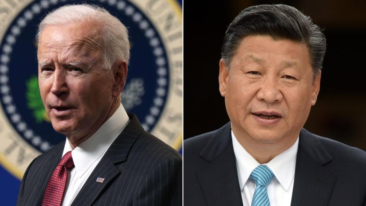 El presidente estadounidense Joe Biden y su colega chino Xi Jinping realizarán su esperada cumbre virtual el lunes por la noche, en la que ambas partes tratarán de reducir las tensiones luego de un mal comienzo para la relación Washington-Beijing tras la llegada de Biden a la Casa Blanca. (ESPECIAL) 

