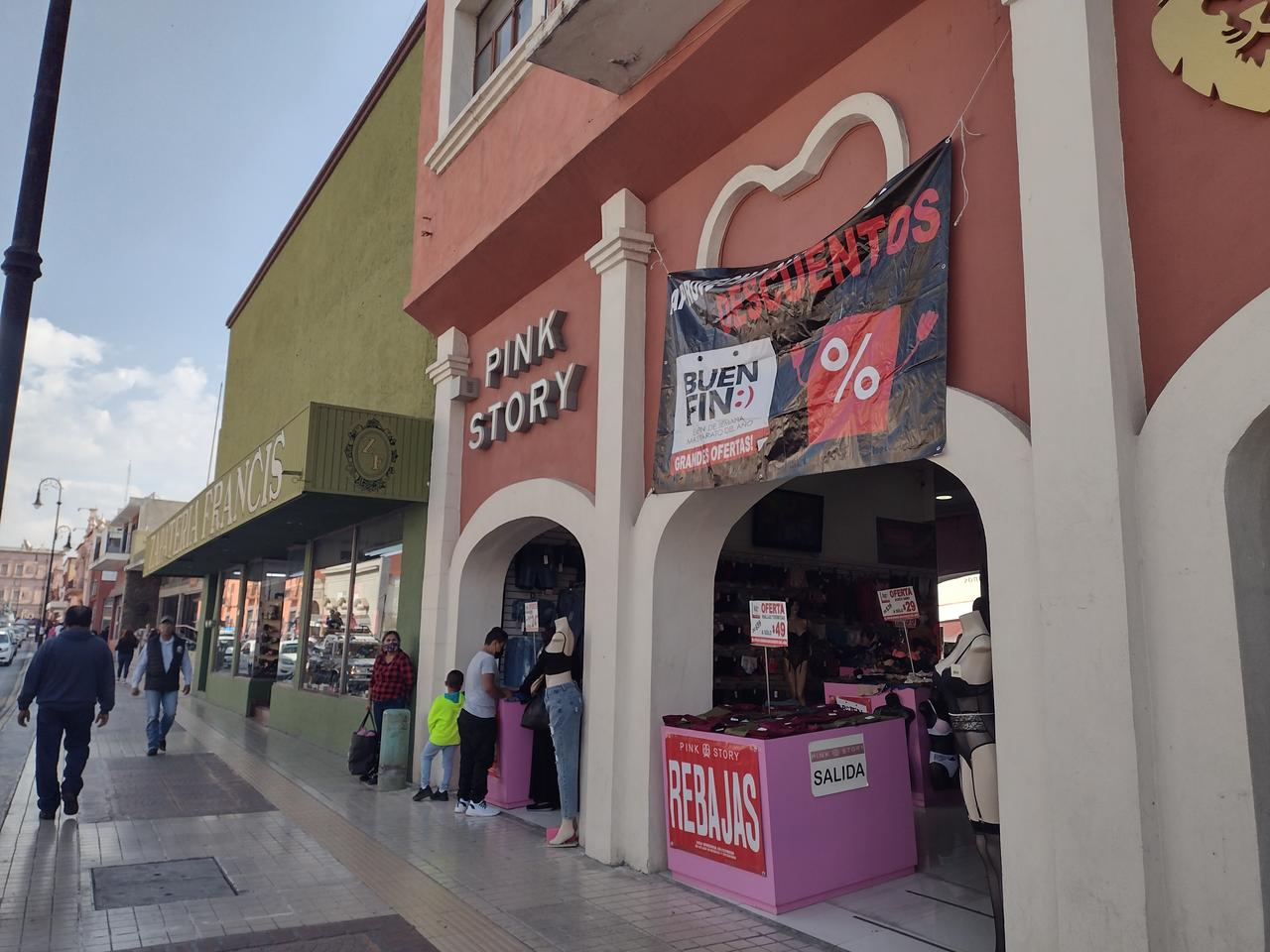 Para comerciantes del primer cuadro de la ciudad de Saltillo no fue tan “Buen Fin”, ya que a pesar de las ofertas y promociones que realizaron en el transcurso de la semana, las ventas que esperan tener, no se generaron.
