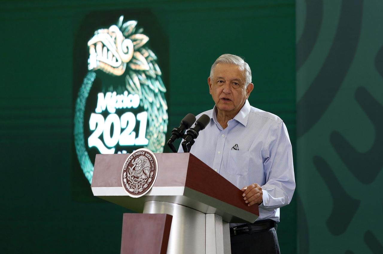 El presidente Andrés Manuel López Obrador anunció que se incorporarán a la zona arqueológica de Tulum, 500 hectáreas contiguas que pertenecen a la Secretaría de Marina (Semar) para crear un área natural protegida. (EFE)