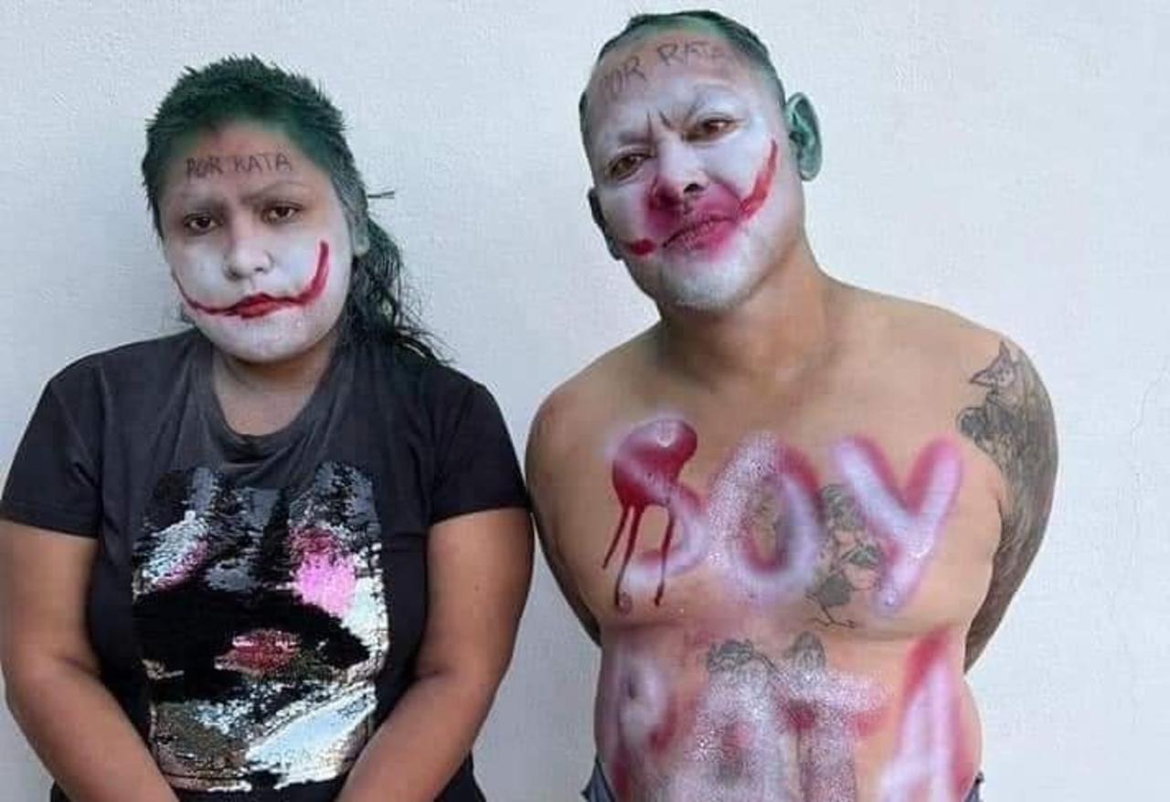 Batman' atrapa y deja atados a el 'Joker' y 'Harley Quinn' en Oaxaca