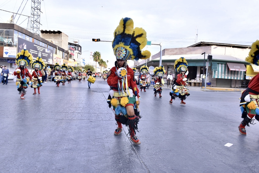 Ayer regresó la fiesta guadalupana a las principales calles de la ciudad de Torreón. (ÉRICK SOTOMAYOR)