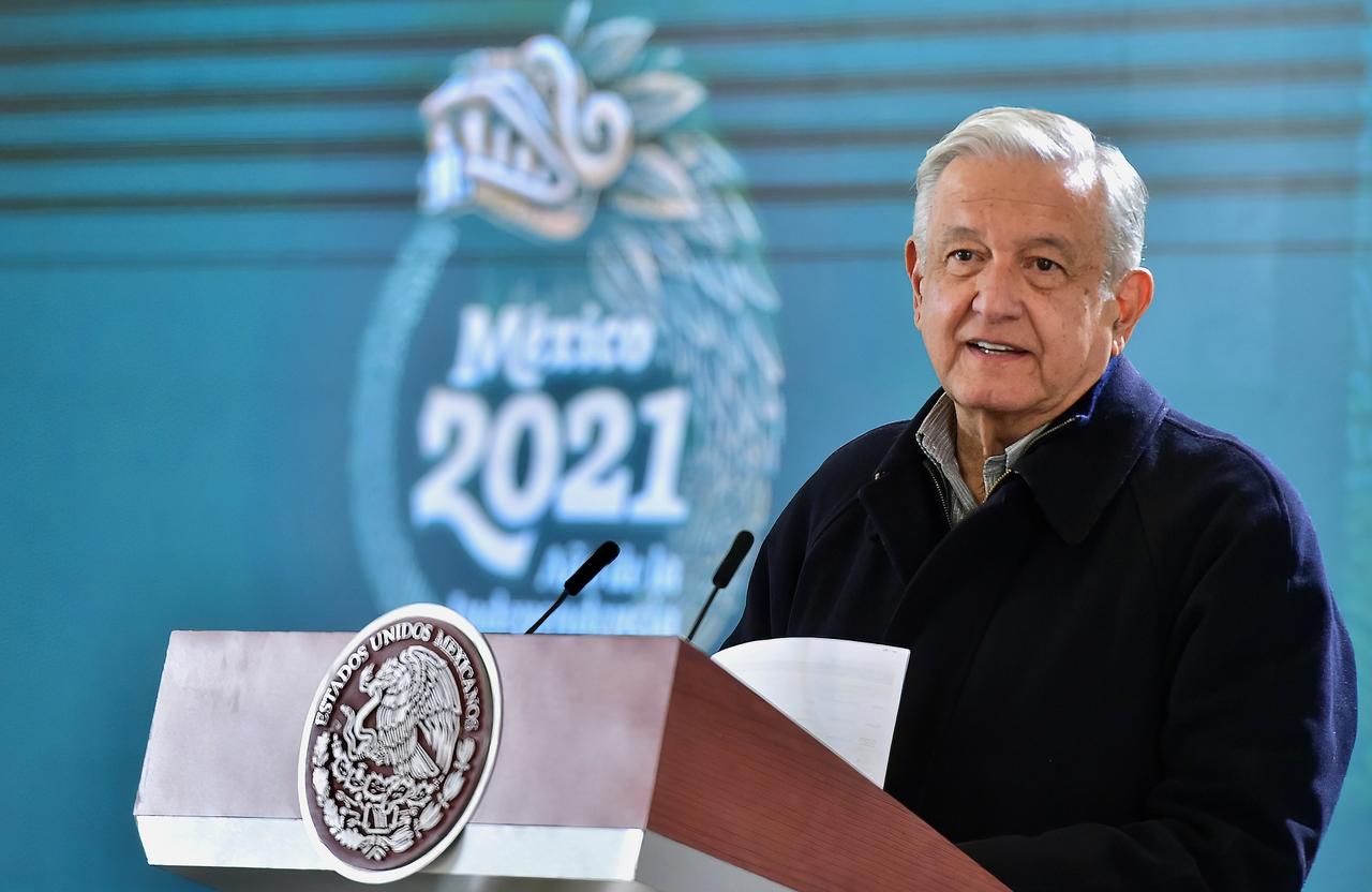 El presidente Andrés Manuel López Obrador celebró que el sector empresarial proponga, de manera inicial, un aumento de 20% al salario mínimo para 2022 en el arranque de la discusión para ajustar el salario entre gobierno, el sector obrero y patronal. (EFE) 
 
