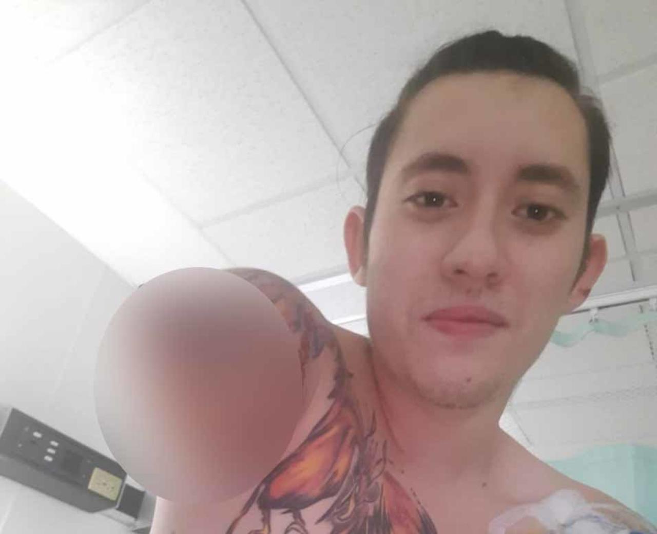 El joven lagunero de 22 años de edad perdió su brazo en un accidente automovilístico el mes pasado (CORTESÍA) 