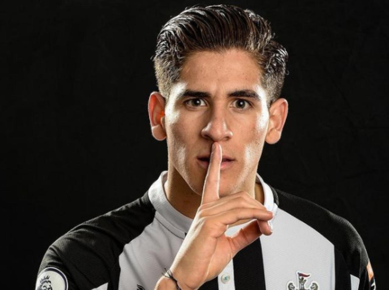 Han pasado casi cuatro meses desde que el mexicoamericano Santiago Muñoz dejó a Santos Laguna para incorporarse en las filas del Newcastle United, y aunque debido a que el jugador se encuentra lesionado y hasta el momento no ha debutado en el equipo de la Sub-23, todo parece indicar que ya hay una fecha tentativa para se debut. 
