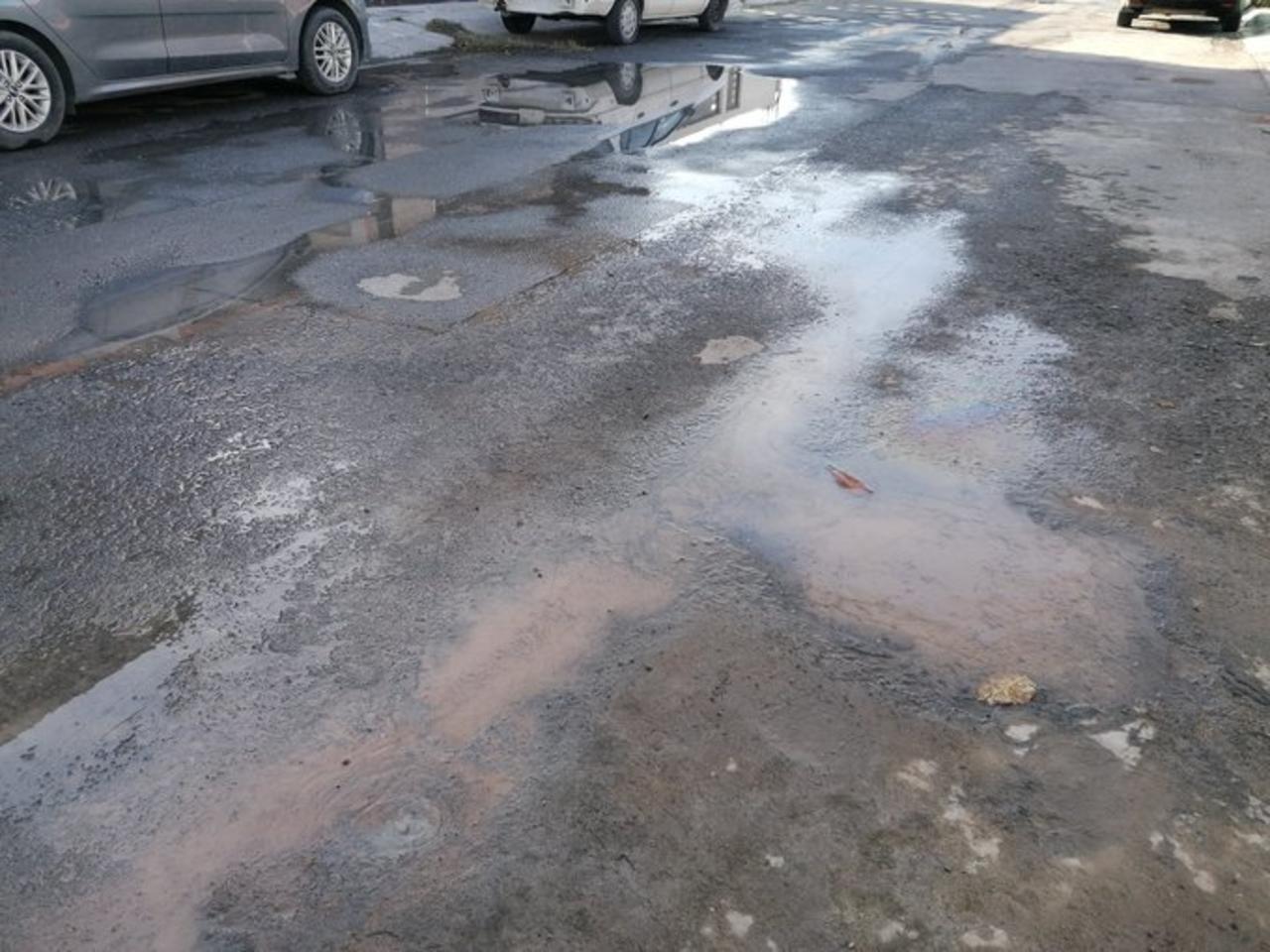 Una de las fugas se encuentra ubicada en las calles Puerto Acapulco, Isidoro López y Puerto Matamoros en la colonia mencionada.