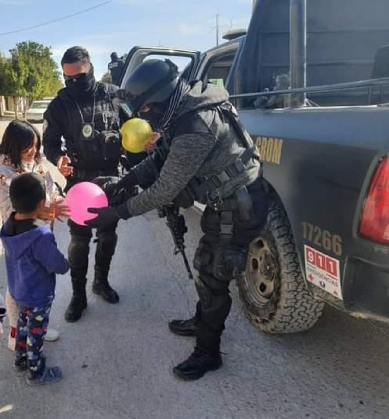 Las personas que se quieran unir a la causa pueden llevar los regalos al edificio de la corporación, el cual se encuentra por la carretera Torreón- Matamoros. (EL SIGLO DE TORREÓN) 