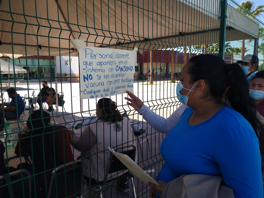 Tanto el magisterio de Coahuila como el personal del sector Salud, han manifestado la necesidad de que se les aplique un refuerzo de la vacuna contra el virus SARS-CoV-2. (EL SIGLO DE TORREÓN)