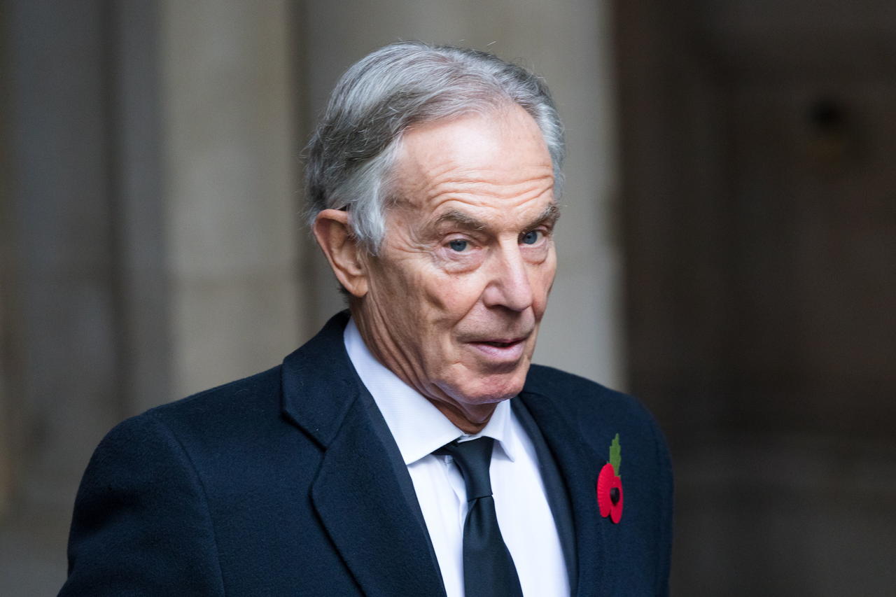 El ex primer ministro británico Tony Blair tachó este miércoles de 'idiota' e 'irresponsable' a toda aquella persona que decida no vacunarse contra el coronavirus. (ARCHIVO) 
