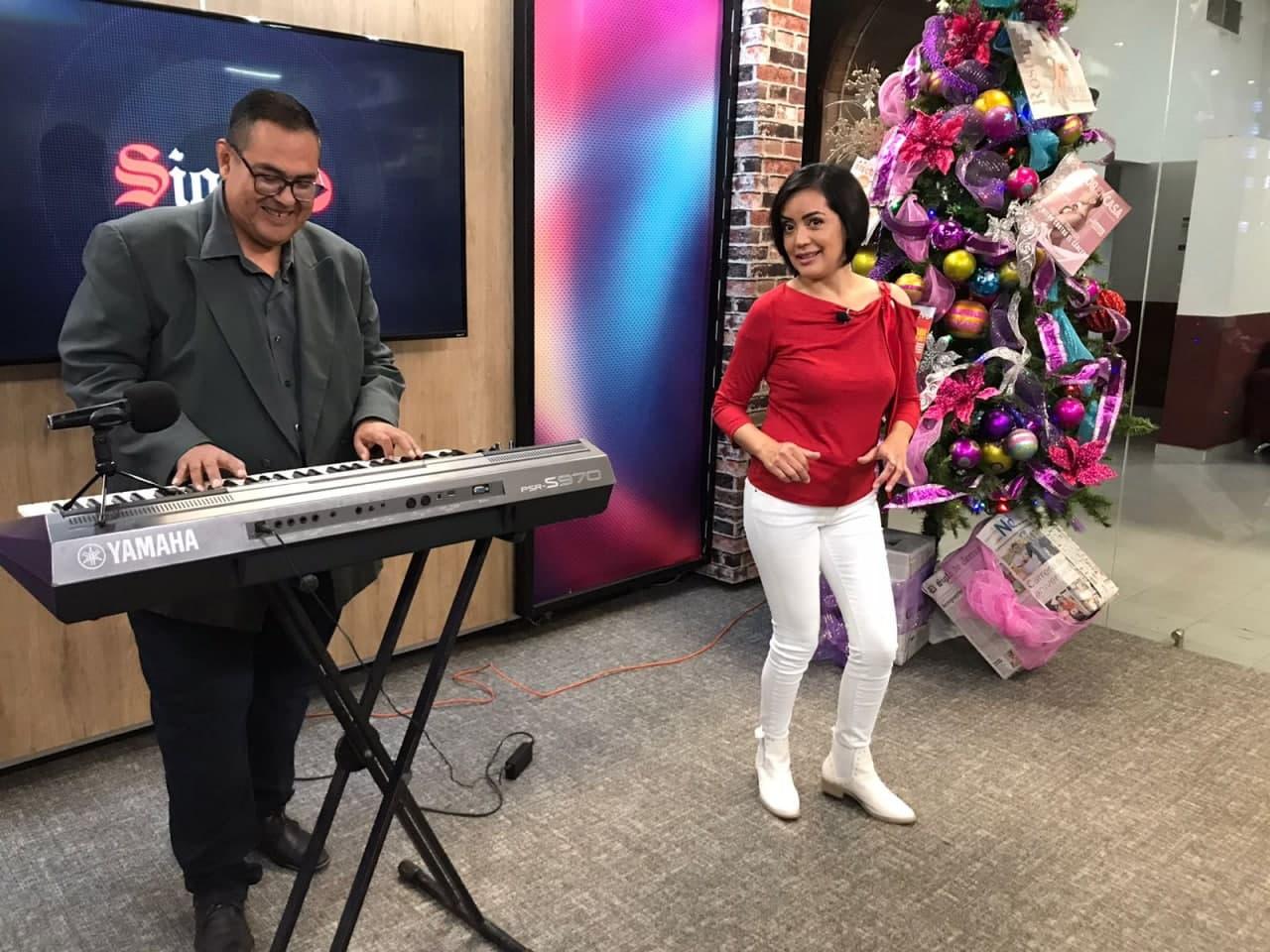 Jatziri cantó el clásico Feliz Navidad (EL SIGLO DE TORREÓN/VERÓNICA RIVERA) 