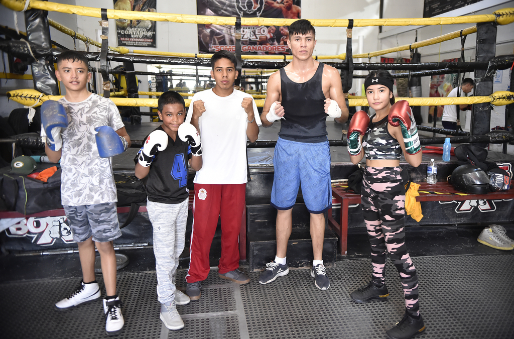 Los jóvenes peleadores mostraron sus habilidades y deseos de trascender en el deporte 
(EL SIGLO DE TORREÓN/RAMÓN SOTOMAYOR)