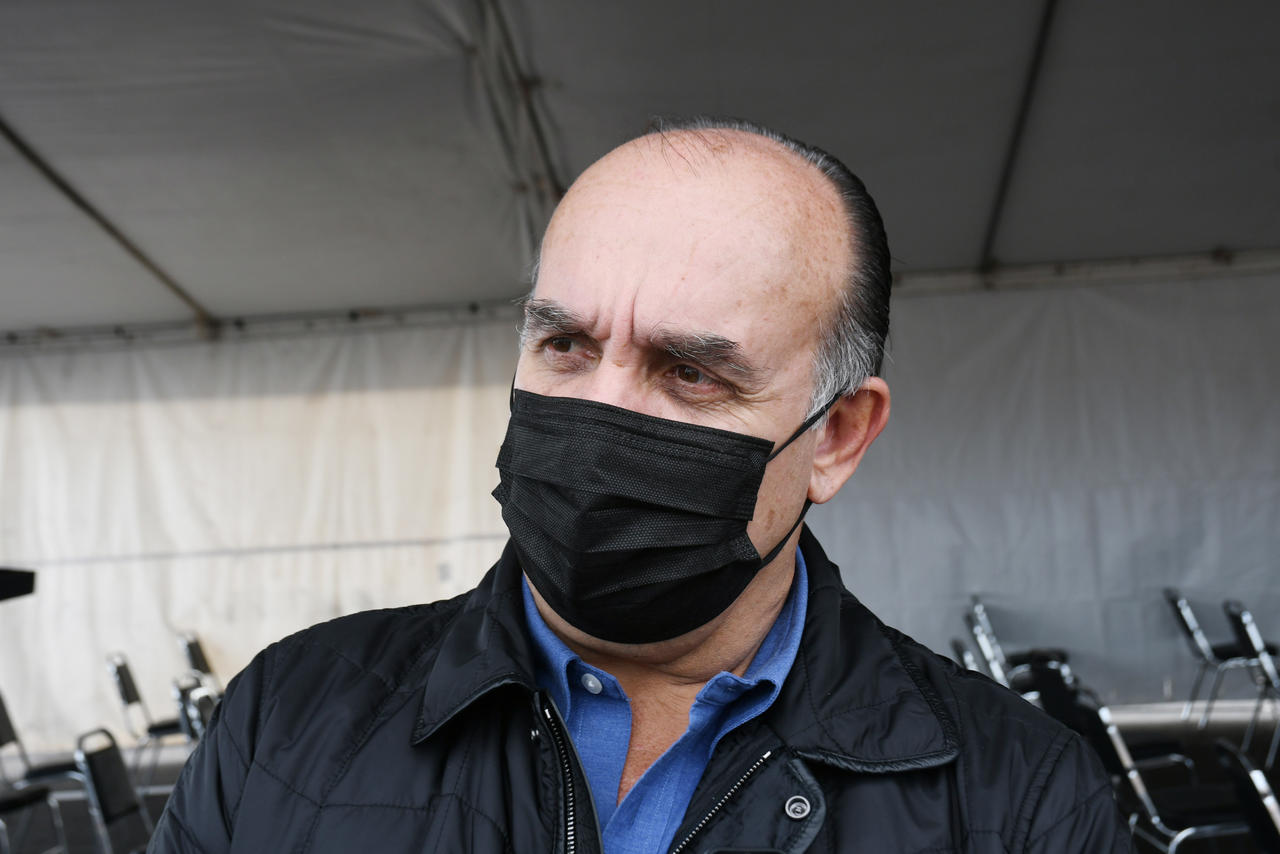 'Hay mucha desinformación, desgraciadamente nos pusieron plazo para el 1 de enero y pues estamos trabajando en ello, pero no está preparado el gremio para eso', comentó Claudio Meléndez. (ARCHIVO)