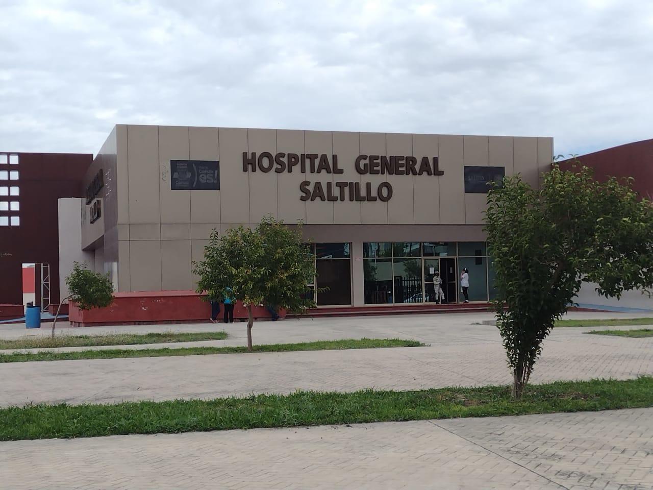 El hombre falleció en las instalaciones del Hospital General de Saltillo la madrugada de este martes, al no resistir las lesiones que sufrió luego de que lo atropellara un taxista.