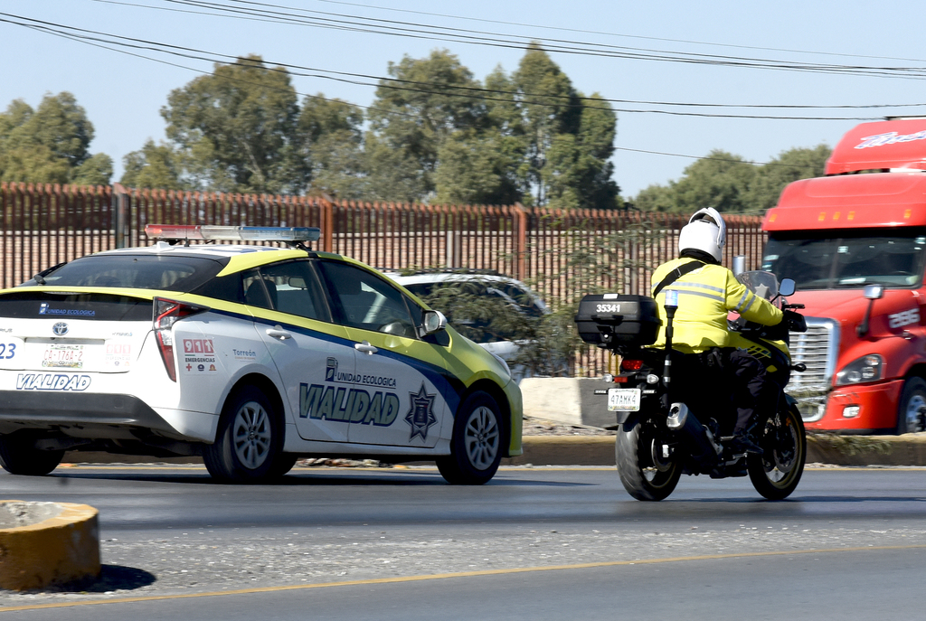 Pide jefe de Tránsito de Torreón que conductores se apeguen al reglamento para evitar accidentes. (ARCHIVO) 