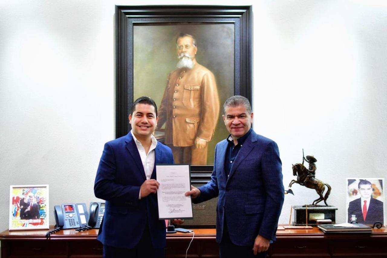 Julio Long se integra como Director del Instituto Coahuilense de Infraestructura Física Educativa (ICIFED). (ESPECIAL)