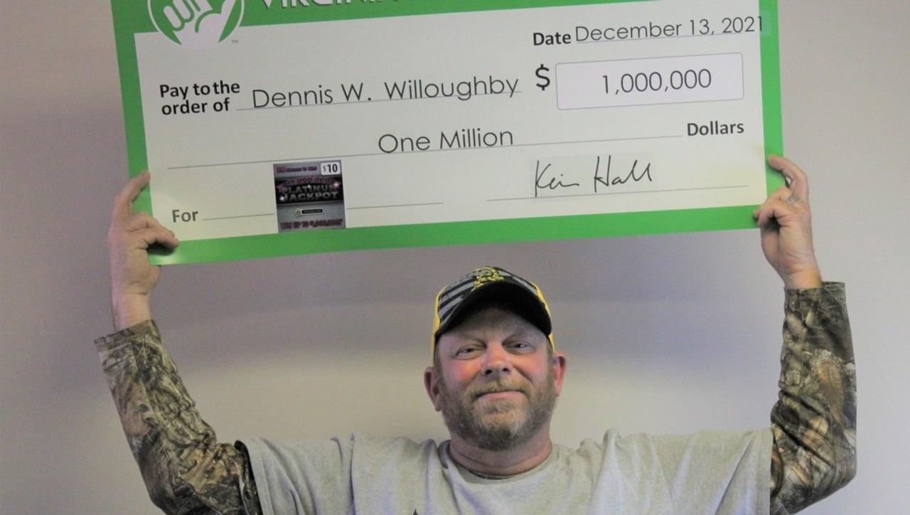 El hombre decidió quedarse con el premio en efectivo que constaba de 640 mil 205 dólares (INTERNET) 