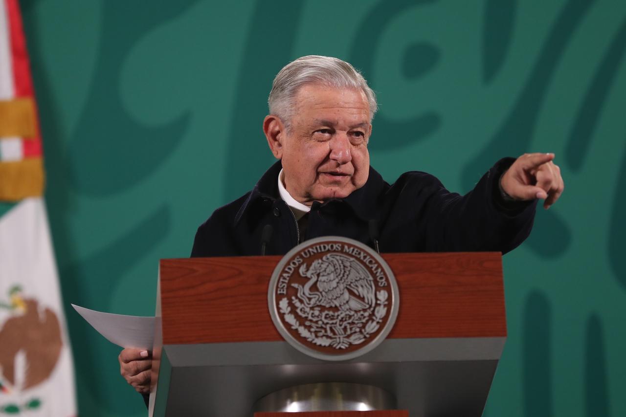 López Obrador confió que este 2022 sea 'buenísimo', pues aseguró que hay condiciones para que a los mexicanos nos vaya bien en todos los terrenos. (ARCHIVO)