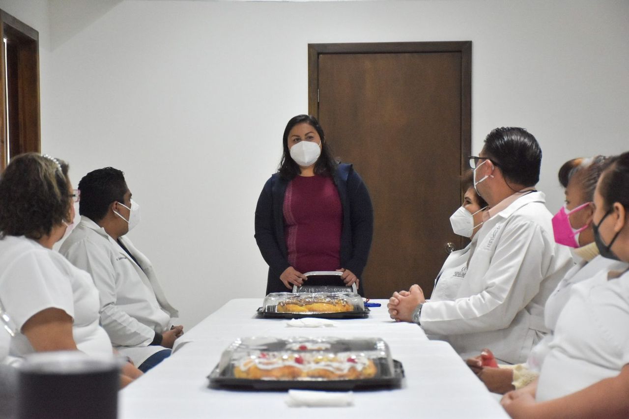 Celebran el Día de la Enfermera con personal de la Dirección de Salud Municipal de Gómez Palacio. (CORTESÍA)
