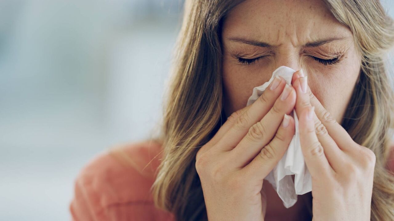 El estudio señala que aquellos que padecen de resfriado común podrían tener menos probabilidades de contagiarse de COVID-19 (ESPECIAL) 