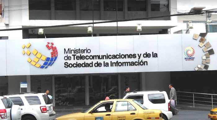 El gobierno ecuatoriano busca desarrollar el sector de telecomunicaciones para impulsar la economía nacional. (ESPECIAL)