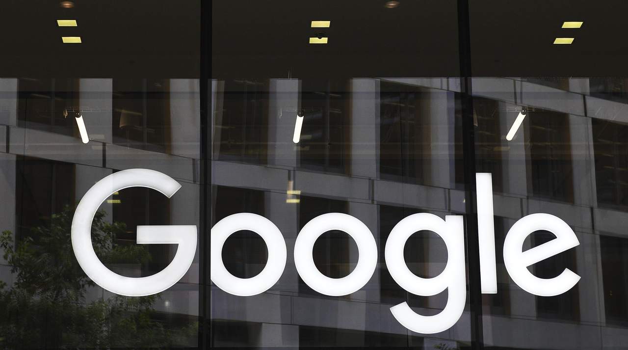 La Autoridad de Protección de Datos de Austria (DSB) falló que el uso continuado de Google Analytics viola las normas europeas de privacidad porque transfiere datos de ciudadanos comunitarios a servidores de Estados Unidos. (ESPECIAL)
