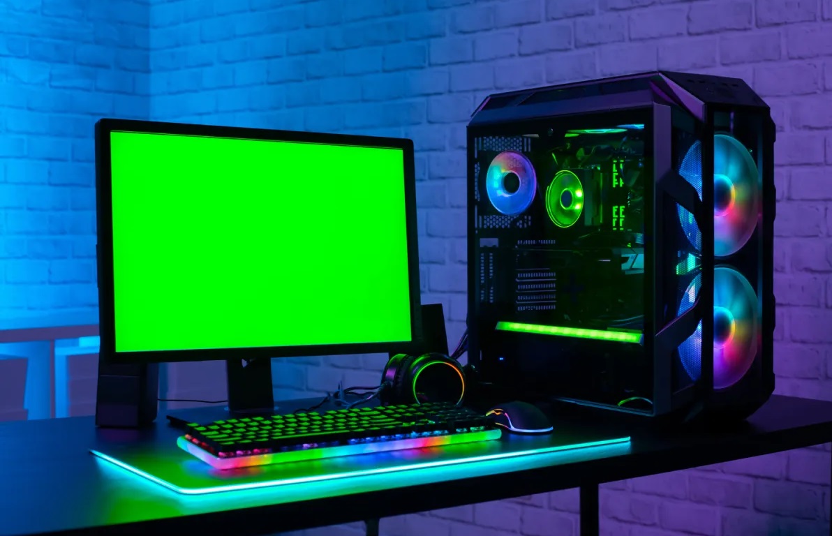 Las ventas de PC aumentaron considerablemente el año pasado (ESPECIAL)