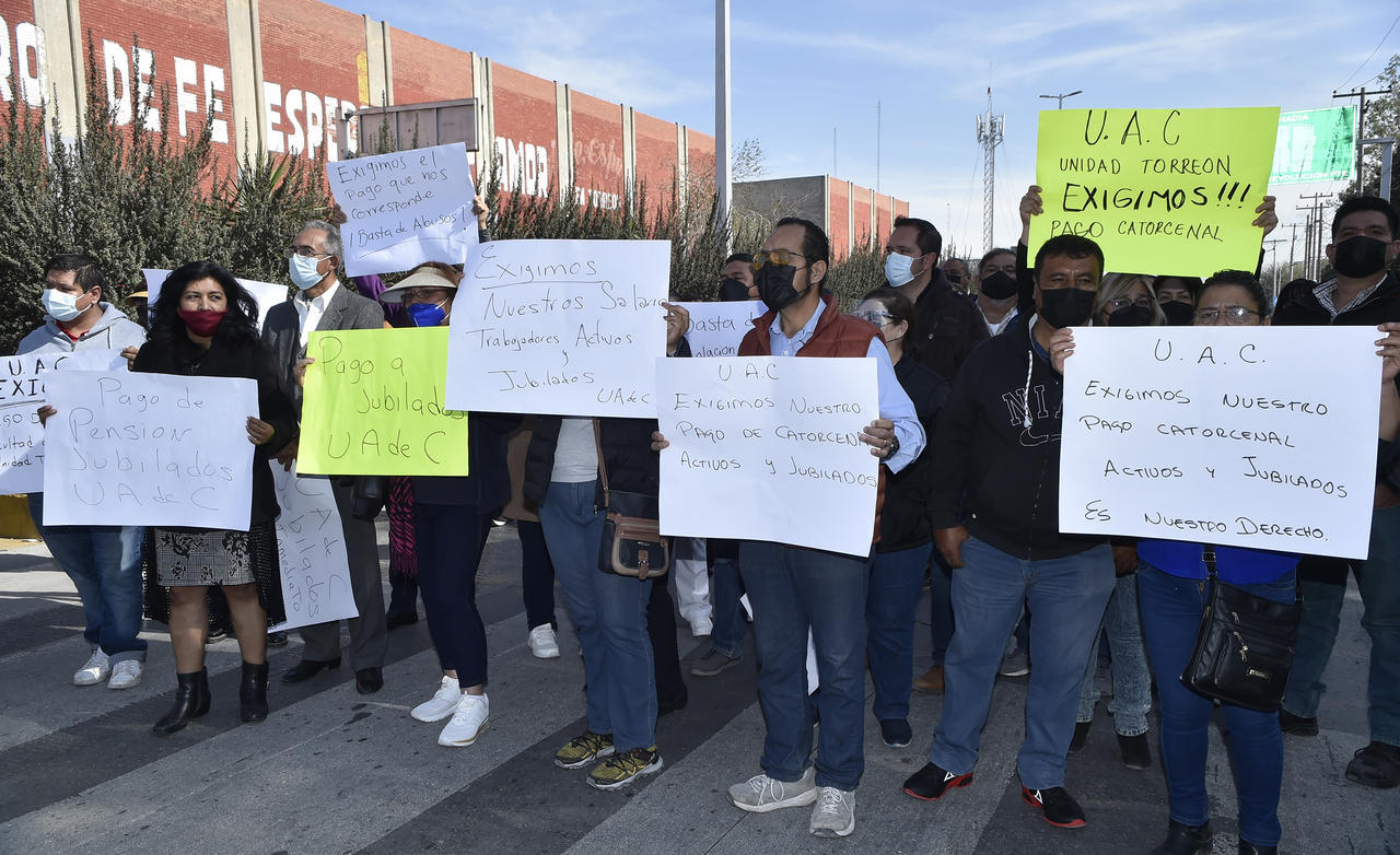 Fue en diciembre pasado que trabajadores de la universidad se manifestaron por falta de pago.